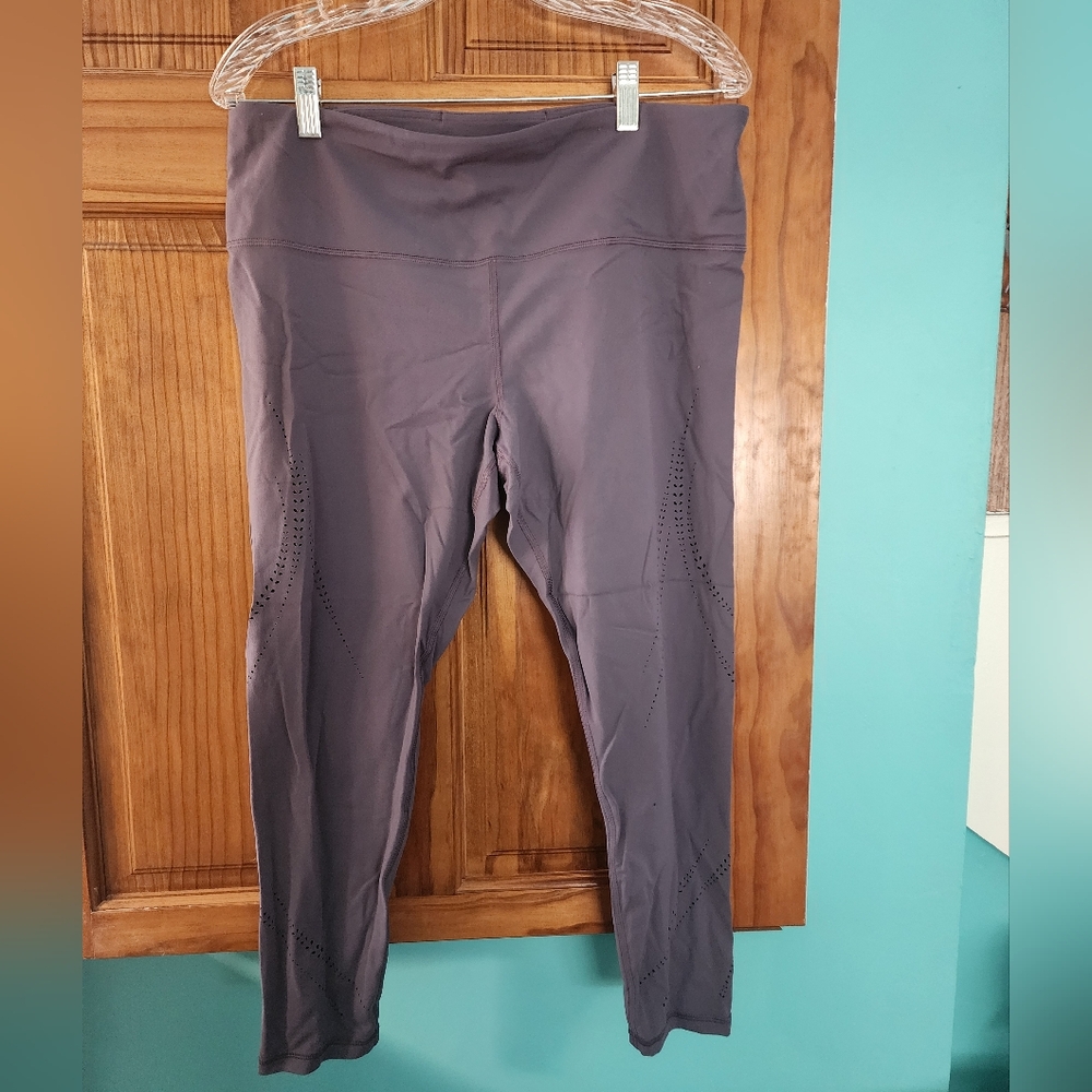 NWOT Athleta Gray purple Leggings